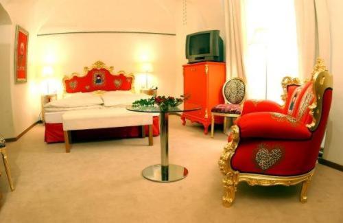 Hotel Palais Salzamt Klagenfurt am Wörthersee Zimmer foto